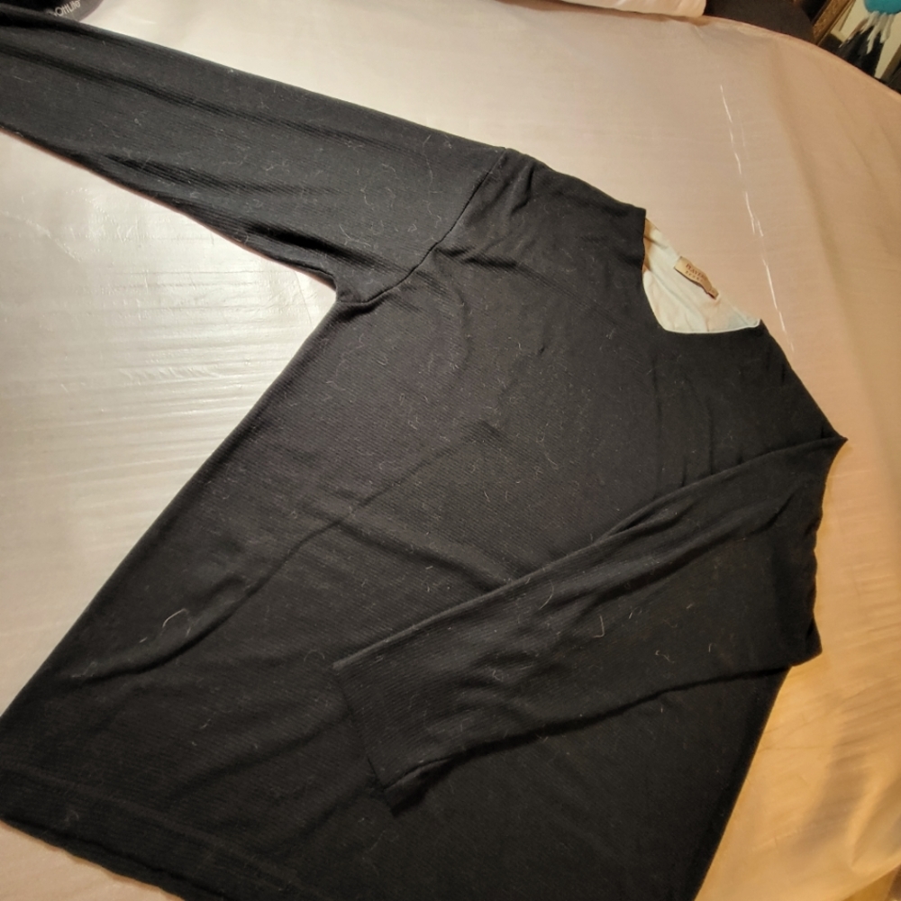 Long sleave black shirt